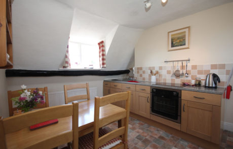 Housekeepers Cottage - Large kitchen